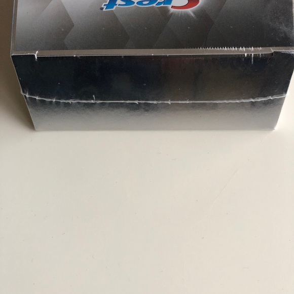 SEALED BOX CREST WHITESTRIPS - Picture 6 of 7